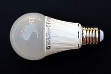 220px-Led-lampa